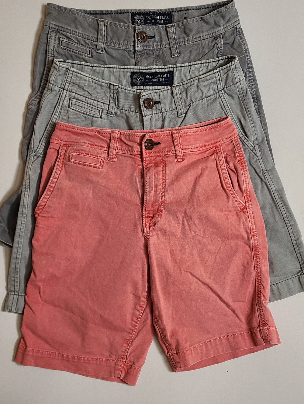 Lot of 3 American Eagle Men’s Chino Shorts Size 26 Salmon & Gray